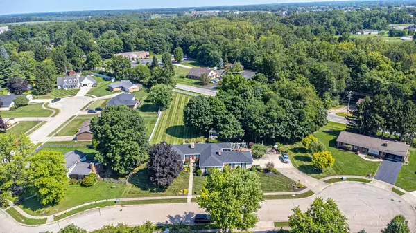 101 Sunrise Cir, Eaton, OH 45320