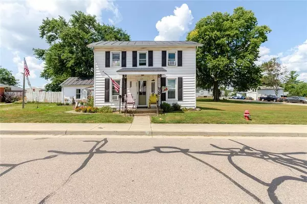 204 S Elm Street, Farmersville, OH 45325