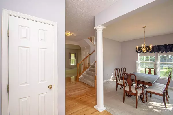 3602 Queen Victoria Ct, Beavercreek, OH 45431