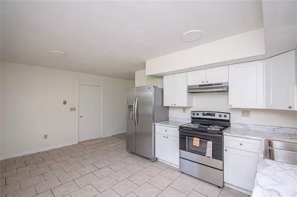 1421 Zelda Court, Eaton, OH 45320