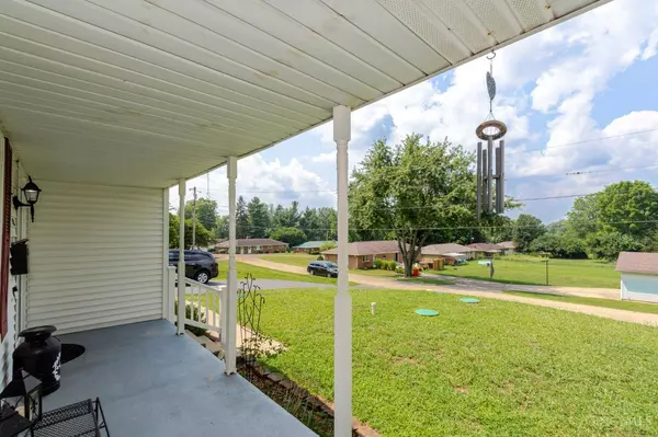 70 Skyline Dr, Enon, OH 45323