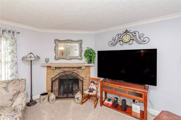 70 Skyline Drive, Enon Vlg, OH 45323