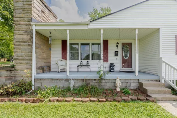 70 Skyline Dr, Enon, OH 45323