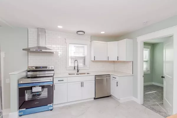 24 Rosell Dr, Beavercreek, OH 45440