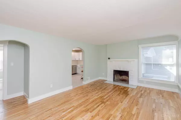 24 Rosell Dr, Beavercreek, OH 45440