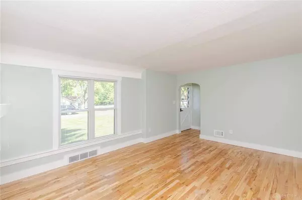 24 Rosell Drive, Dayton, OH 45440