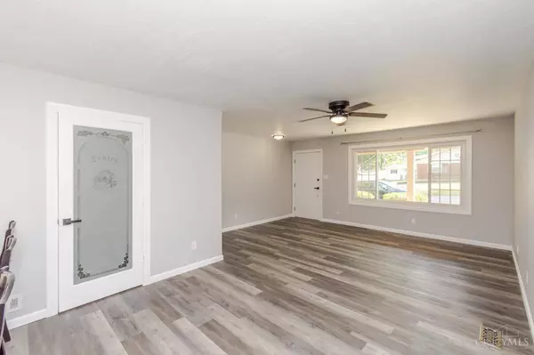 6175 Carnation Rd, West Carrollton, OH 45449