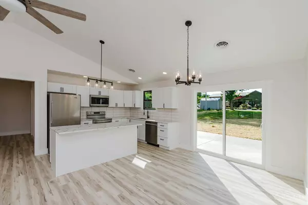 19 Lakengren Dr, Eaton, OH 45320