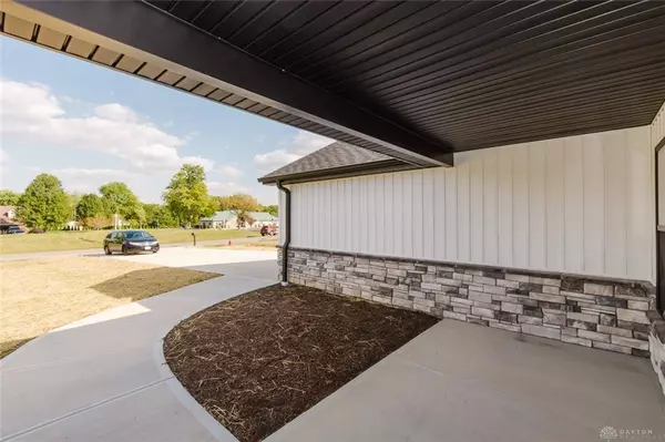 19 Lakengren Drive, Eaton, OH 45320