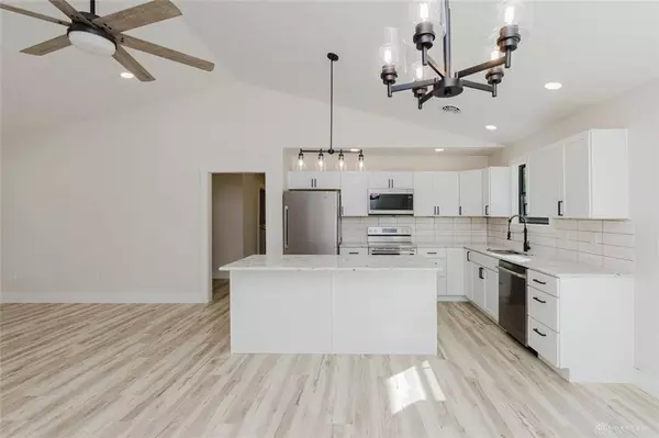 19 Lakengren Drive, Eaton, OH 45320