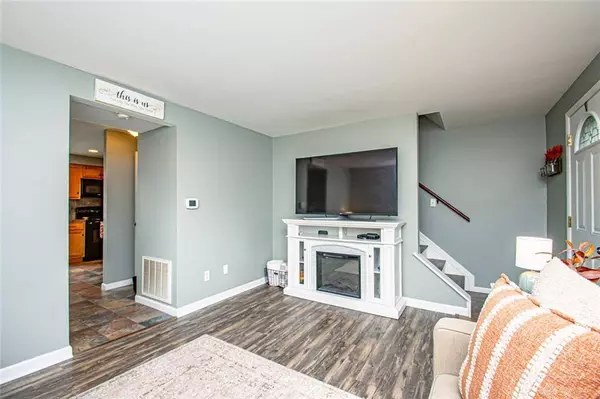 1394 Crown Point Court, Beavercreek, OH 45434