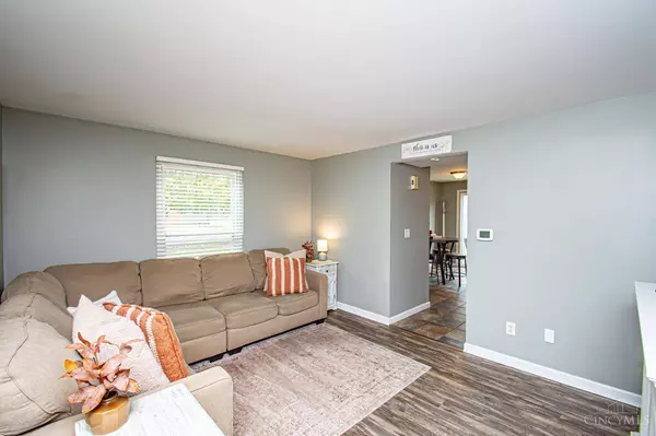 1394 Crown Point Ct, Beavercreek, OH 45434