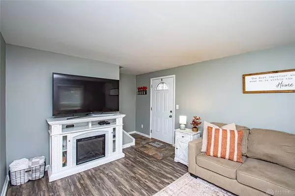 1394 Crown Point Court, Beavercreek, OH 45434