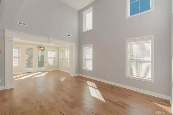 9460 Banyan Court, Centerville, OH 45458