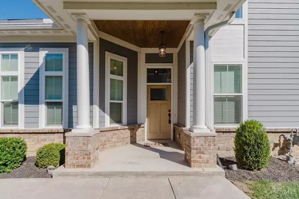 9460 Banyan Ct, Centerville, OH 45458