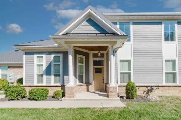 9460 Banyan Ct, Centerville, OH 45458