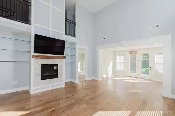 9460 Banyan Ct, Centerville, OH 45458