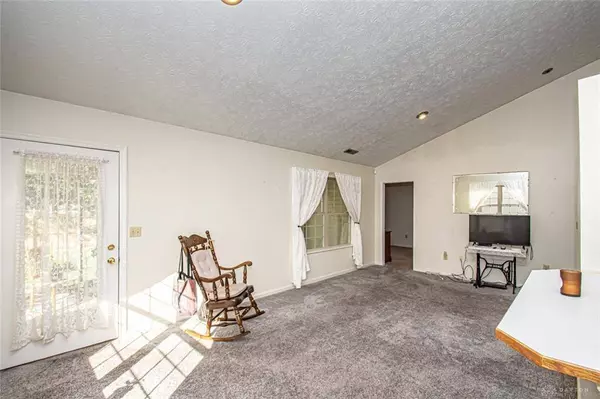 106 Warner Drive, Union, OH 45322