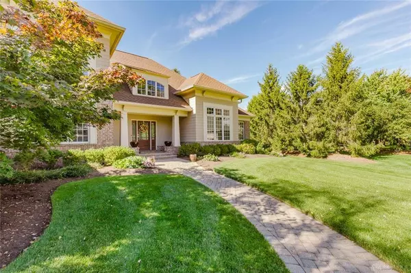 10679 Chestnut Hill Lane, Dayton, OH 45458