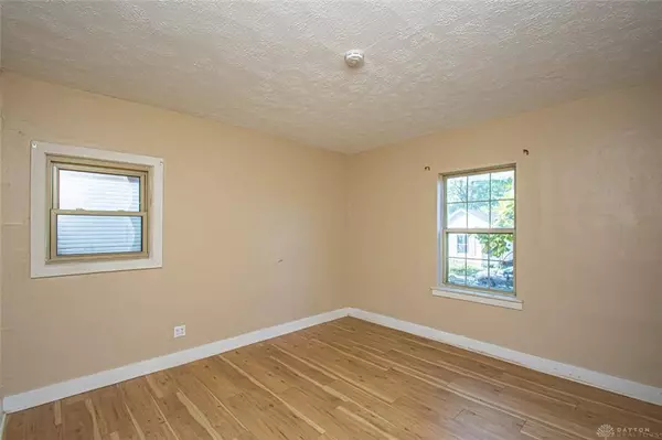 136 Dover Street, Dayton, OH 45410