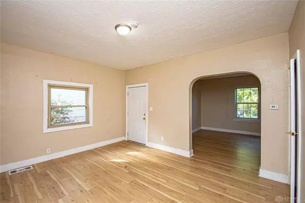 136 Dover Street, Dayton, OH 45410