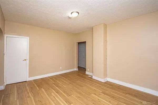 136 Dover Street, Dayton, OH 45410