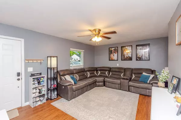 930 Firwood Dr, New Carlisle, OH 45344