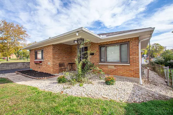 1716 Parkhill St, Dayton, OH 45406