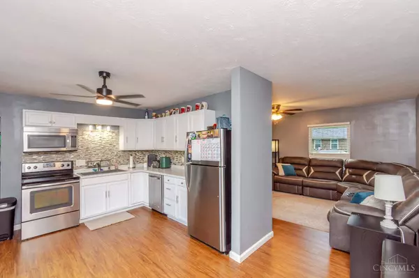 930 Firwood Dr, New Carlisle, OH 45344