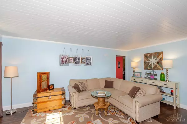 127 Thunder Dr, Eaton, OH 45320