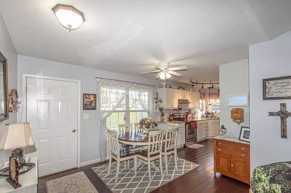 125 Saxon Dr, Gasper Township, OH 45320