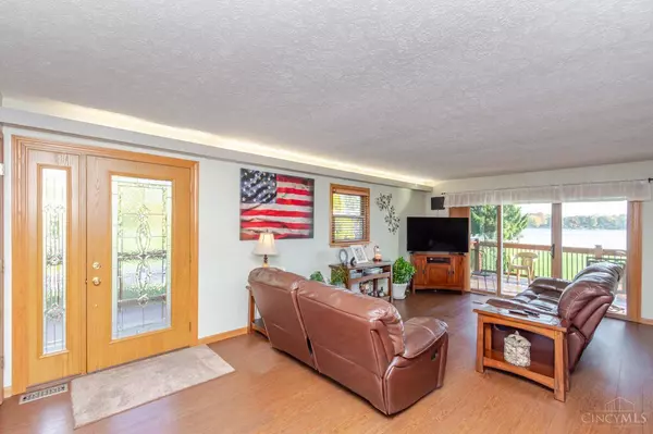 314 Lakengren Dr, Eaton, OH 45320