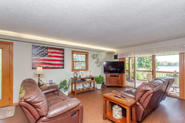 314 Lakengren Dr, Eaton, OH 45320