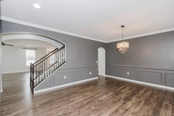 8754 Elysee Cir, Washington Twp, OH 45458