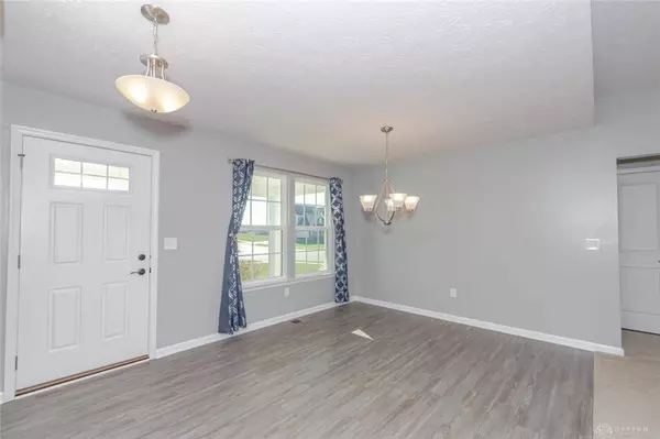 637 Babbling Brooke Drive, Monroe, OH 45050