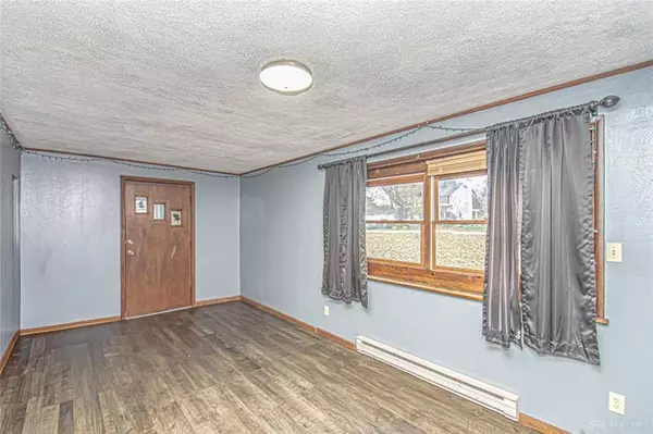 23 Long Drive, Eaton, OH 45320