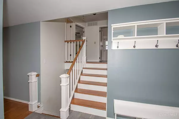 210 Evergreen Dr, Springboro, OH 45066