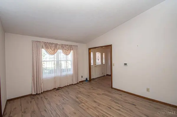 1939 Sugar Run Rd, Bellbrook, OH 45305