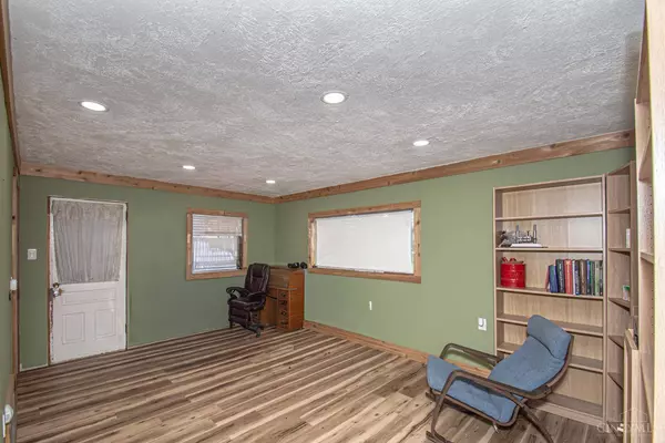 9045 E State Route 725, Gratis Twp, OH 45327