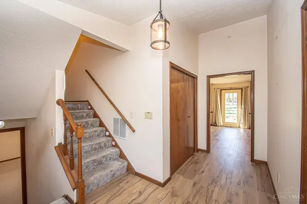 1939 Sugar Run Rd, Bellbrook, OH 45305