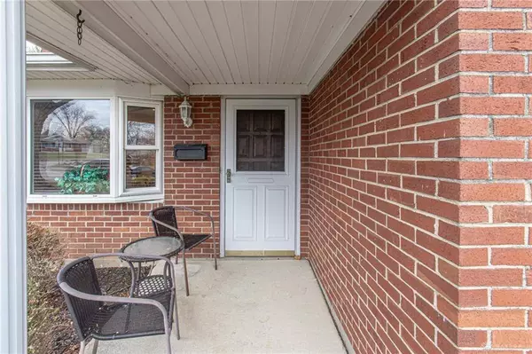 1105 Chateau Drive, Kettering, OH 45429