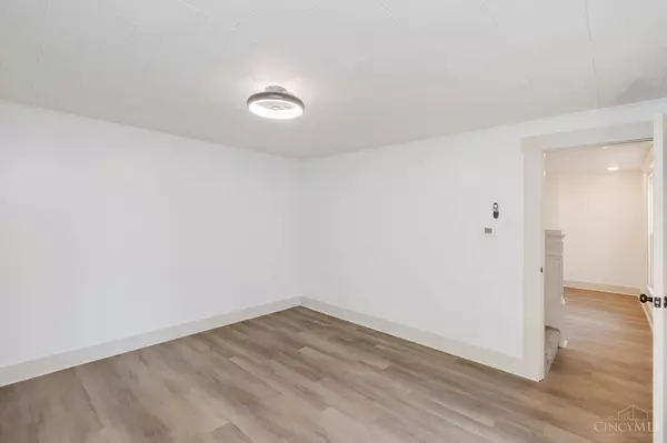 555 E Sycamore St, Miamisburg, OH 45342