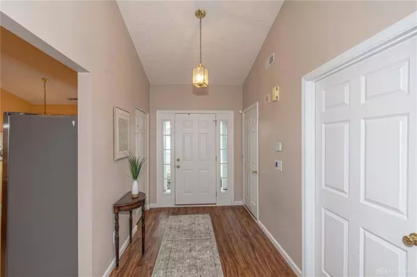 220 Elmwood Drive, Springboro, OH 45066