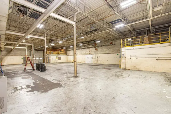 1875 Radio Rd, Riverside, OH 45431