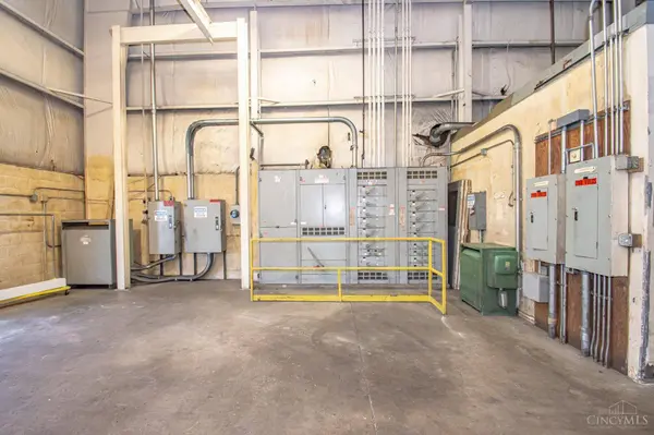 1889 Radio Rd, Riverside, OH 45431