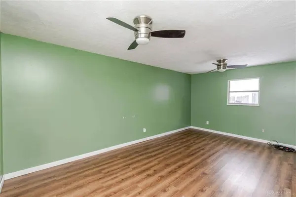 38 Lindway Drive, Fairborn, OH 45324