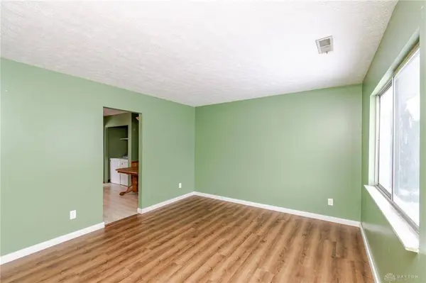 38 Lindway Drive, Fairborn, OH 45324