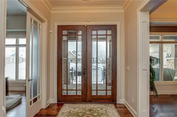 9428 Old Bridge Drive, Dayton, OH 45458