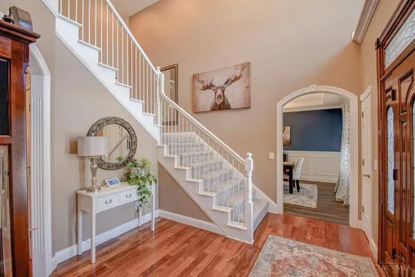 308 Yorkshire Ln, Beavercreek Twp, OH 45385
