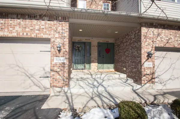 3164 Cobblestone Ln, Kettering, OH 45429